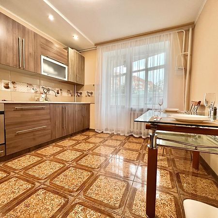 Apartpoltava 100 Квадратних Метрів Затишку В Серці Полтави, Корпусний Парк, Банківський Чек מראה חיצוני תמונה