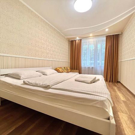 Apartpoltava 100 Квадратних Метрів Затишку В Серці Полтави, Корпусний Парк, Банківський Чек מראה חיצוני תמונה